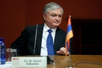 20140619_German Foreign Minister Discusses with his Armenian Counterpart.jpg